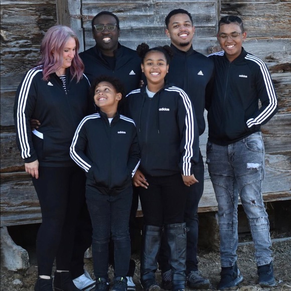 Meet your Posher, Ann - Picture 3 of 8